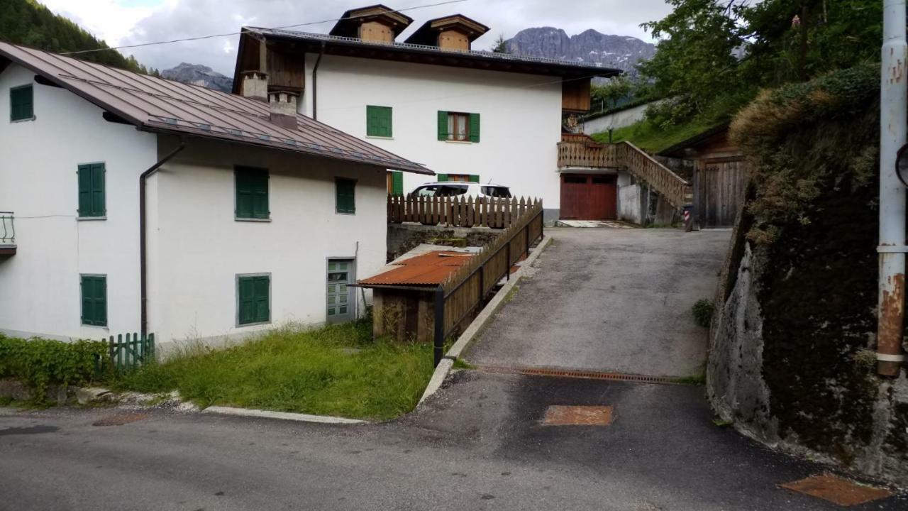 Ferienwohnung Casa Rossi Le Grazie  Exterior foto
